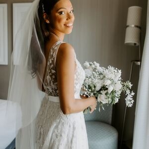 Alexandra Grecco wedding gown